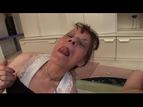 ❤️ Żewġ nanniet u nannu wieħed għandhom threesome ❤❌ Video anali lilna ﹏