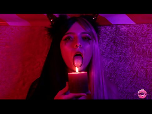 ❤️ Blowjob Passjonat minn Succubus Sexy b'Sodisfar tal-Ħalq ❤❌ Video anali lilna ﹏