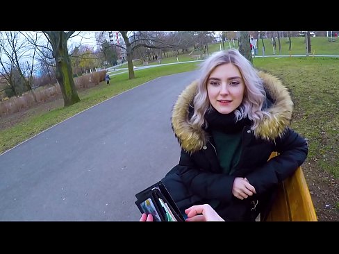 ❤️ Tibla kum sħun ta' barrani għall-flus - blowjob fil-park minn Eva Elfie ❤❌ Video anali lilna ﹏
